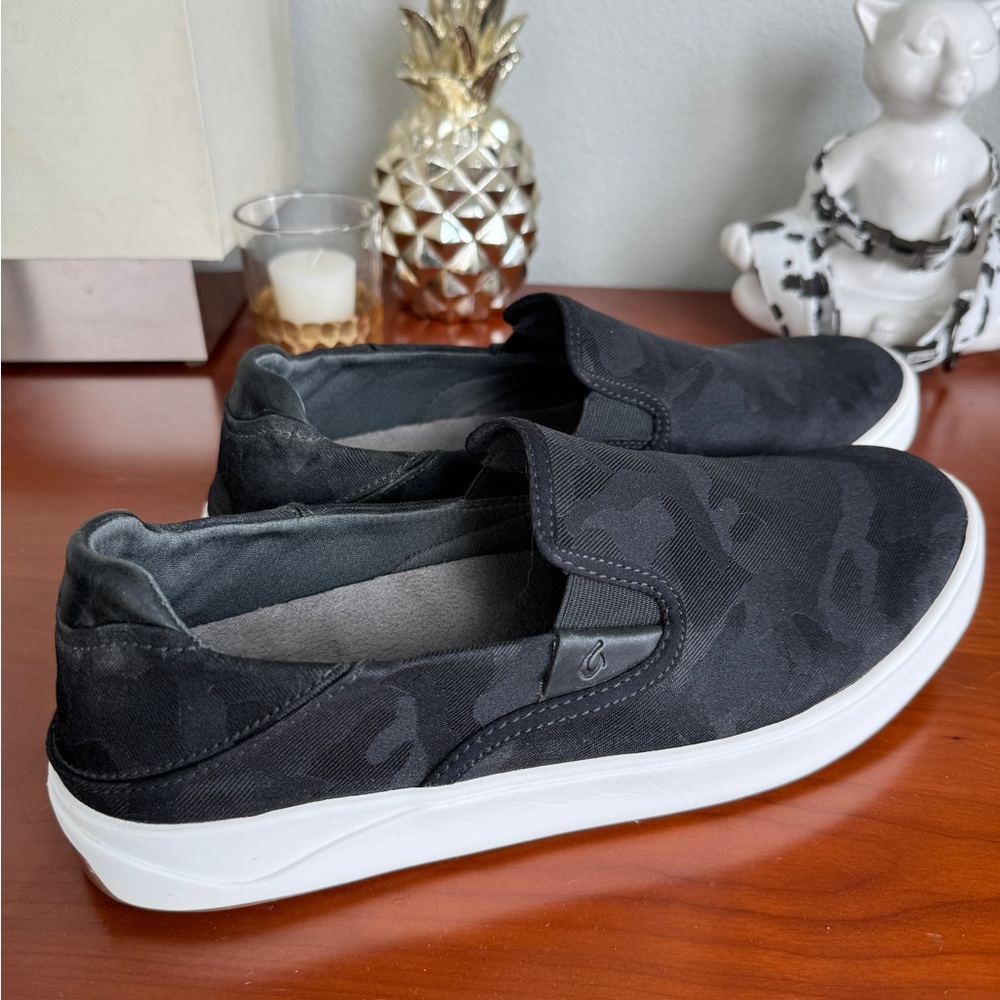 OluKai® Men's Lae'ahi Pa'i Slip-On
Sneakers